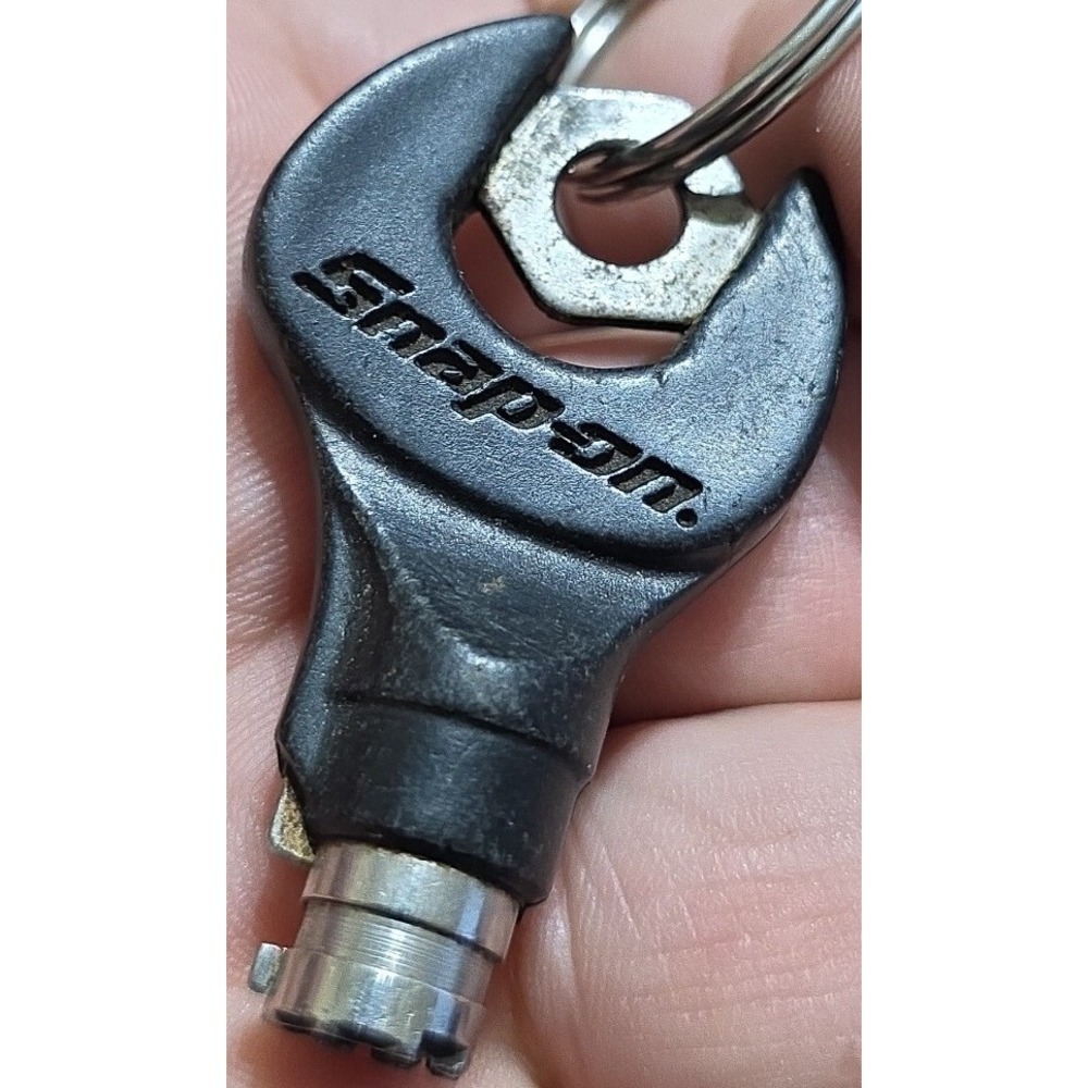 Snap On Flank Drive Plus Tool Box Key - Picture 2 of 7